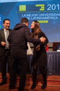 Clase Ejecutiva UC graduó a alumnos de Walmart de sus programas de diplomado online.