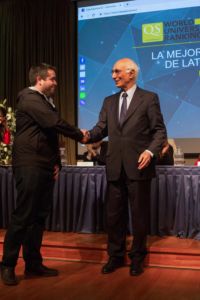 Clase Ejecutiva UC graduó a alumnos de Walmart de sus programas de diplomado online.