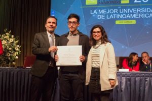 Clase Ejecutiva UC graduó a alumnos de Walmart de sus programas de diplomado online.